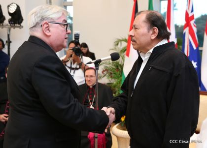 Embajadores presentan credenciales en una Nicaragua que quiere paz