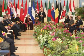 Embajadores presentan credenciales en una Nicaragua que quiere paz