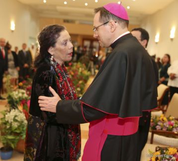 Embajadores presentan credenciales en una Nicaragua que quiere paz