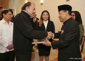 Embajadores presentan credenciales en una Nicaragua que quiere paz