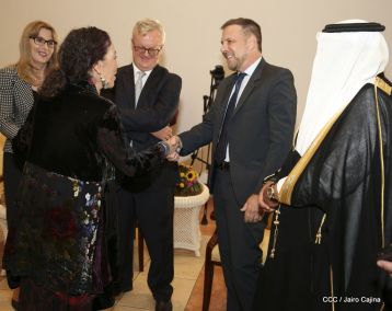 Embajadores presentan credenciales en una Nicaragua que quiere paz