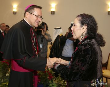 Embajadores presentan credenciales en una Nicaragua que quiere paz