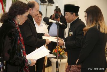 Embajadores presentan credenciales en una Nicaragua que quiere paz
