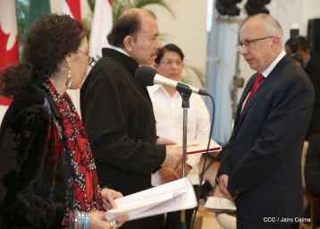 Embajadores presentan credenciales en una Nicaragua que quiere paz