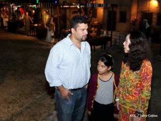 Compañera Rosario supervisa avances en instalación del Belén en Parque Luis Alfonso Velásquez