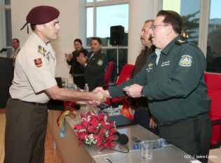 Daniel clausura IX Curso Anual en Defensa y Seguridad del Ejército