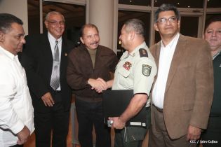 Daniel clausura IX Curso Anual en Defensa y Seguridad del Ejército