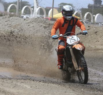 ¡Adrenalina en dos ruedas!