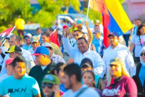 Comandante Eterno de la Patria Grande, el Hombre, el Ser Humano del Amor Gigante, Hugo Chávez Frías