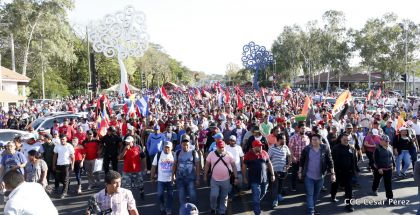Comandante Eterno de la Patria Grande, el Hombre, el Ser Humano del Amor Gigante, Hugo Chávez Frías
