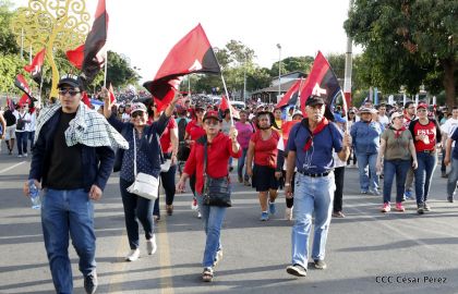 Comandante Eterno de la Patria Grande, el Hombre, el Ser Humano del Amor Gigante, Hugo Chávez Frías
