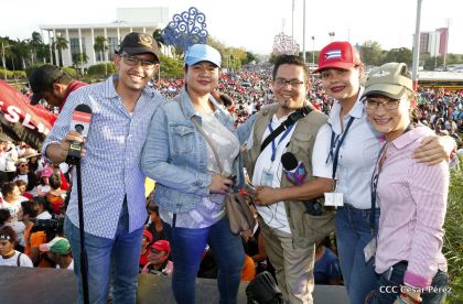 Comandante Eterno de la Patria Grande, el Hombre, el Ser Humano del Amor Gigante, Hugo Chávez Frías