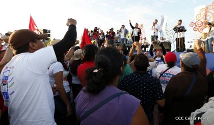 Comandante Eterno de la Patria Grande, el Hombre, el Ser Humano del Amor Gigante, Hugo Chávez Frías