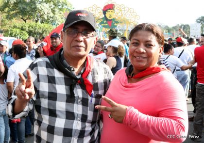 Comandante Eterno de la Patria Grande, el Hombre, el Ser Humano del Amor Gigante, Hugo Chávez Frías