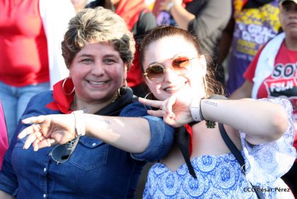 Comandante Eterno de la Patria Grande, el Hombre, el Ser Humano del Amor Gigante, Hugo Chávez Frías