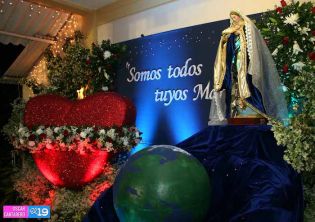 Familias acompañan al Cardenal Miguel en celebración de la Inmaculada Concepción de María