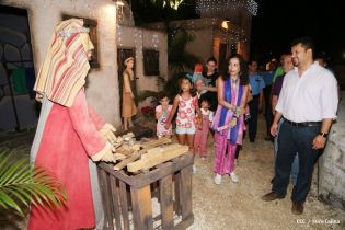 Compañera Rosario supervisa instalación de Ciudad Belén y Parque de la Niñez Feliz  