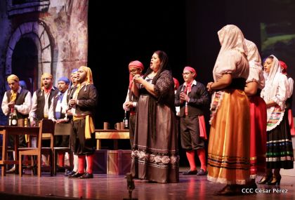 Espectacular cierre del festival de la ópera lírica