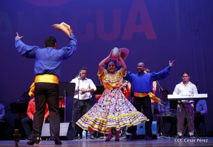 Entrega de la orden municipal año del bicentenario de la Real Villa de Managua 1819-2019