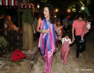 Compañera Rosario supervisa instalación de Ciudad Belén y Parque de la Niñez Feliz  