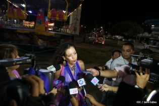 Compañera Rosario supervisa instalación de Ciudad Belén y Parque de la Niñez Feliz  