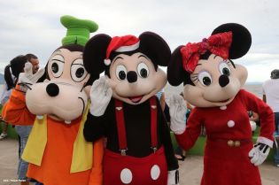 Miles asisten a la celebración de la Purísima Acuática