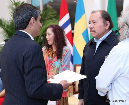 Presentación de Cartas Credenciales de 13 embajadores de países hermanos