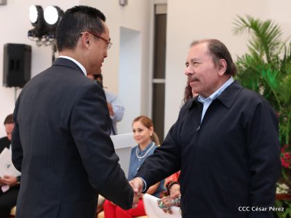 Presentación de Cartas Credenciales de 13 embajadores de países hermanos