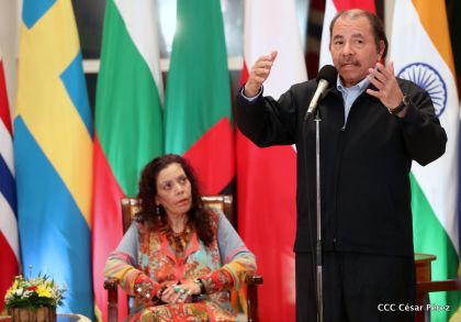 Presentación de Cartas Credenciales de 13 embajadores de países hermanos