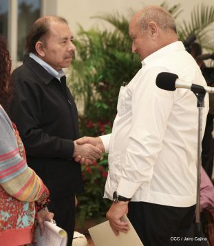 Presentación de Cartas Credenciales de 13 embajadores de países hermanos