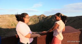 Venga a disfrutar en familia en el Parque Nacional Volcán Masaya