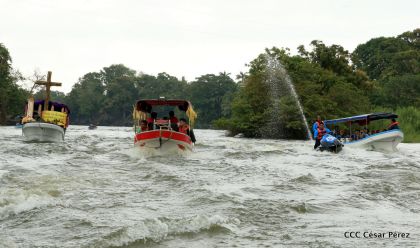  Viacrucis Acuático en las isletas de Granada