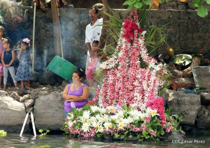  Viacrucis Acuático en las isletas de Granada