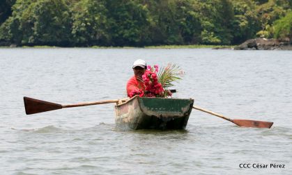  Viacrucis Acuático en las isletas de Granada