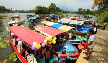  Viacrucis Acuático en las isletas de Granada