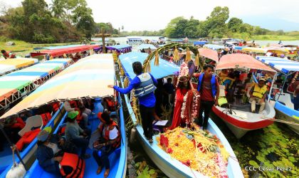  Viacrucis Acuático en las isletas de Granada