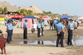 Veraneantes disfrutan de las playas de Pochomil y Masachapa