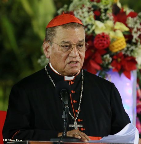 Daniel y Rosario presiden XVIII acto de graduación de cadetes del Ejército