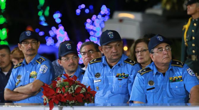 Daniel y Rosario presiden XVIII acto de graduación de cadetes del Ejército