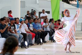 Acto en homenaje del Día de la Dignidad Nacional