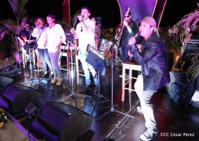 Acto en homenaje del Día de la Dignidad Nacional