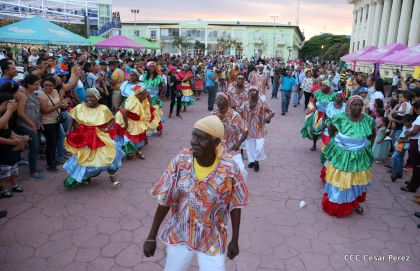 ¡Managua vibró al ritmo de Palo de Mayo!