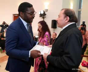  Nuevos embajadores entregaron cartas credenciales al presidente Daniel Ortega