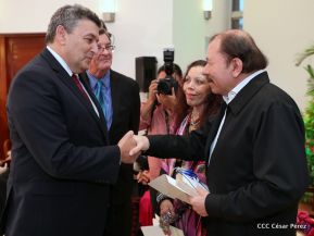  Nuevos embajadores entregaron cartas credenciales al presidente Daniel Ortega