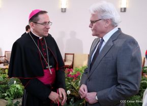  Nuevos embajadores entregaron cartas credenciales al presidente Daniel Ortega