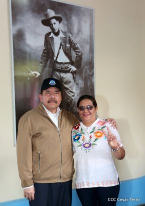 Conmemoración del 124 aniversario natal del general Augusto C. Sandino