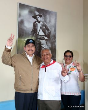 Conmemoración del 124 aniversario natal del general Augusto C. Sandino