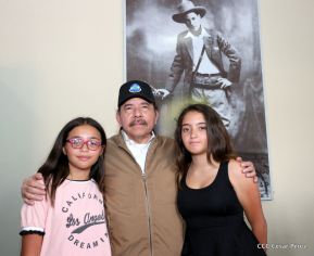 Conmemoración del 124 aniversario natal del general Augusto C. Sandino