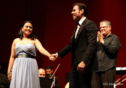 Homenaje a las Madres Nicaragüenses con Música, Canto y Paz