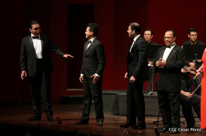 Homenaje a las Madres Nicaragüenses con Música, Canto y Paz